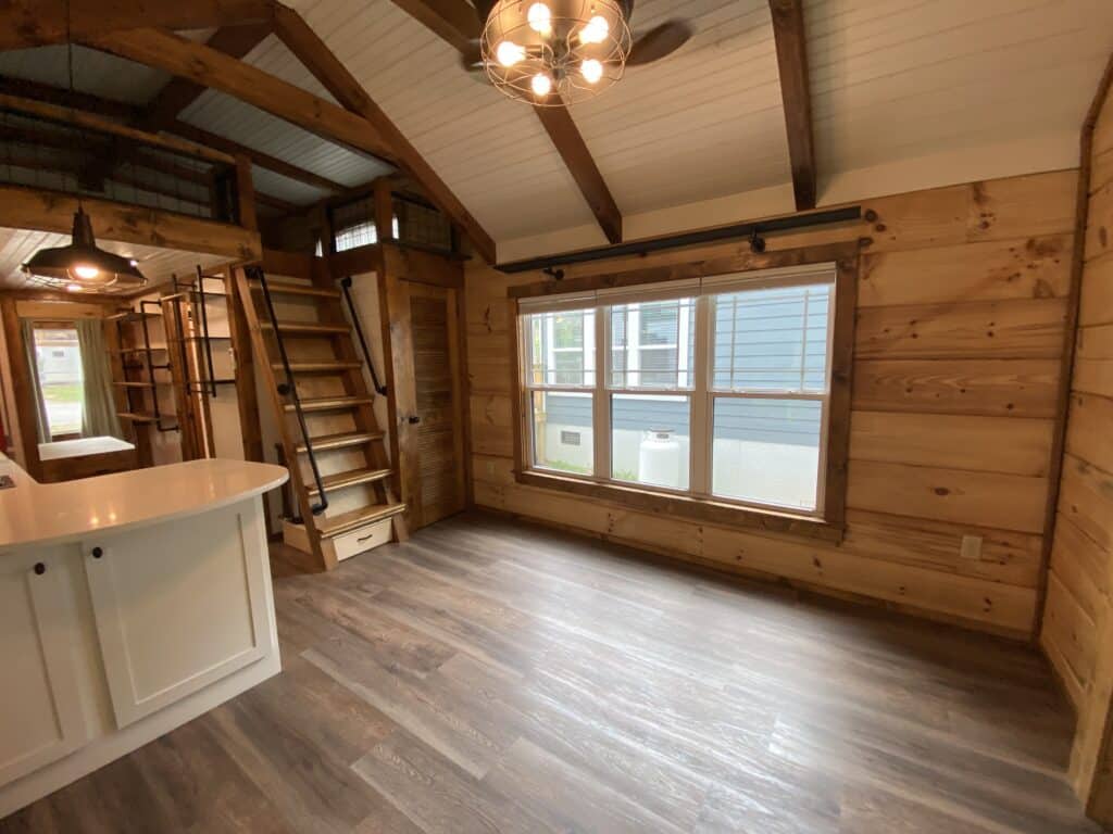 107-creekwalk-04-living-loft