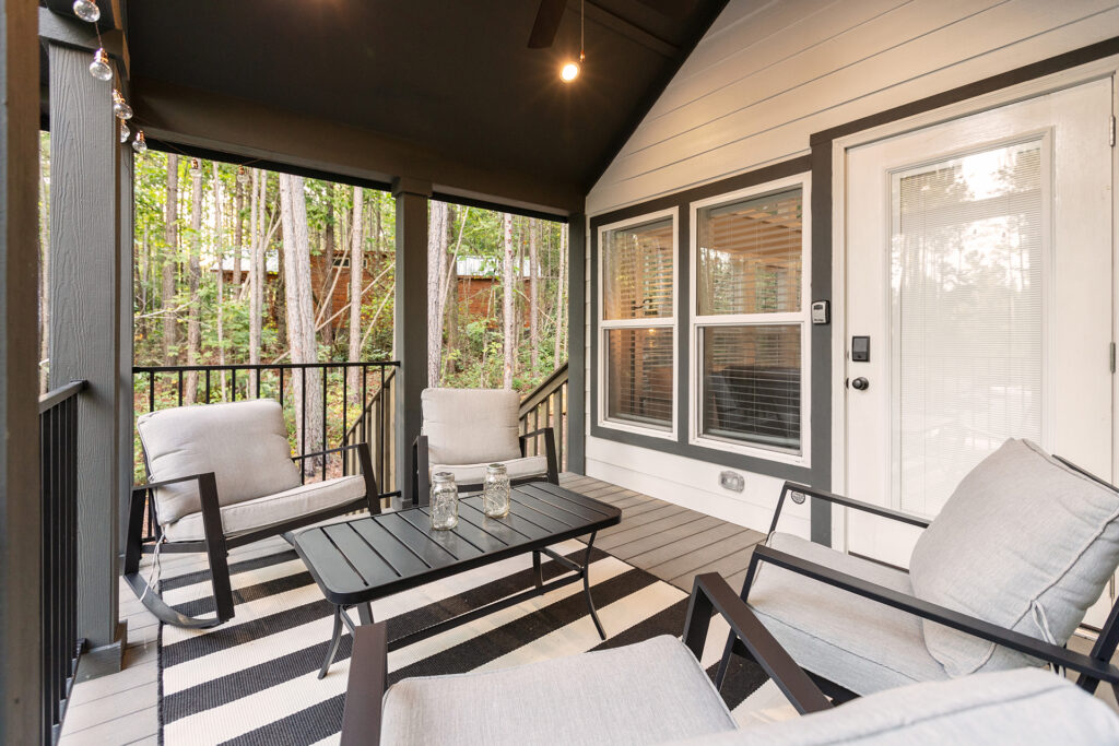 214 creekwalk model exterior