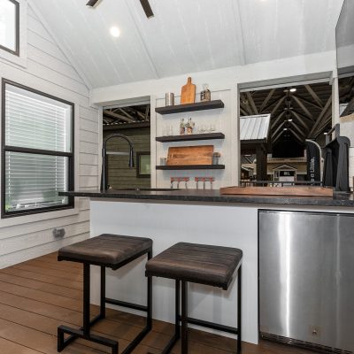 2-46LS-222_Tannehill_OutdoorKitchen_Nov-2023_04_Web